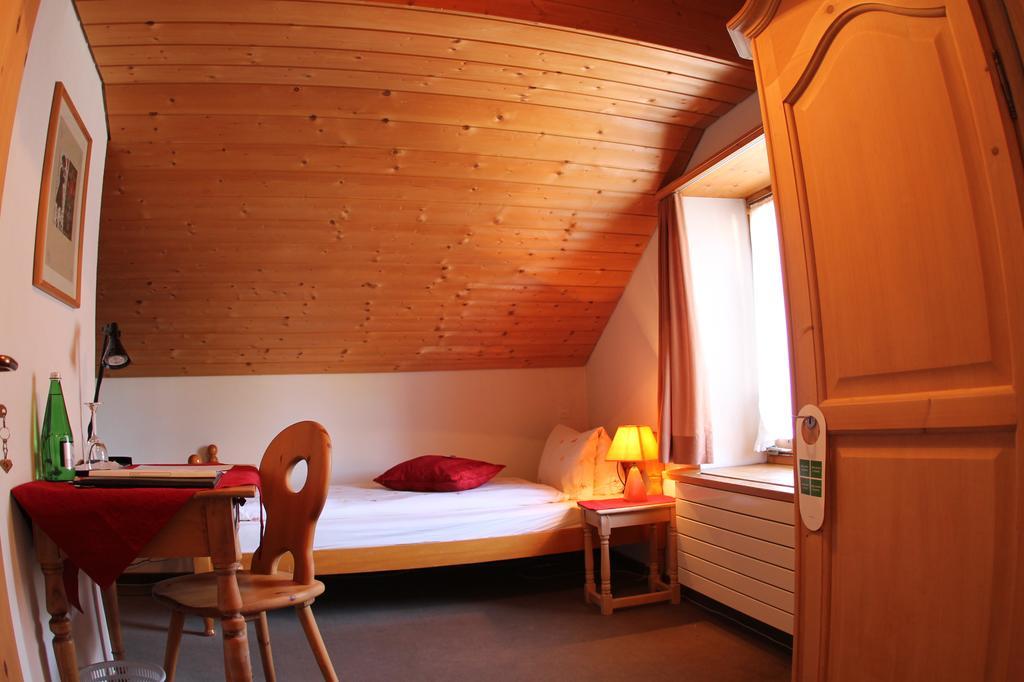 Hotel Albula Berguen ภายนอก รูปภาพ