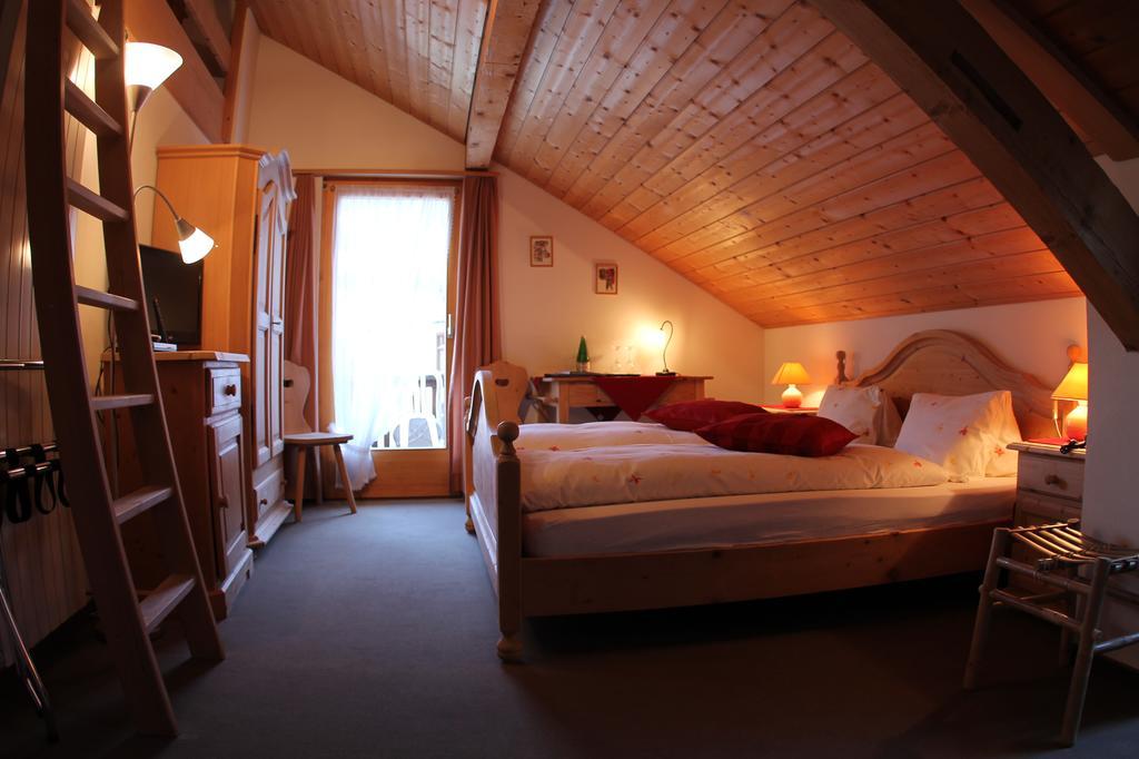 Hotel Albula Berguen ภายนอก รูปภาพ
